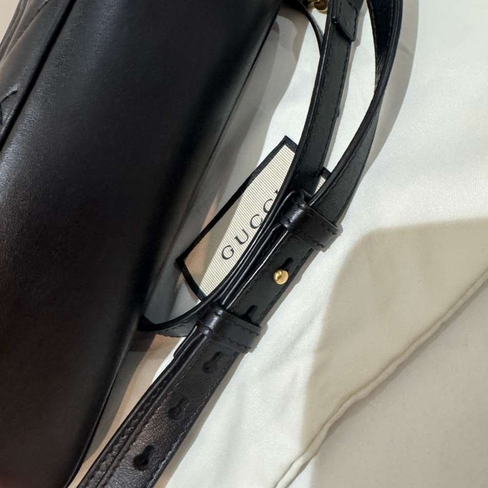 GG Marmont small camera bag - Picture 7 of 13